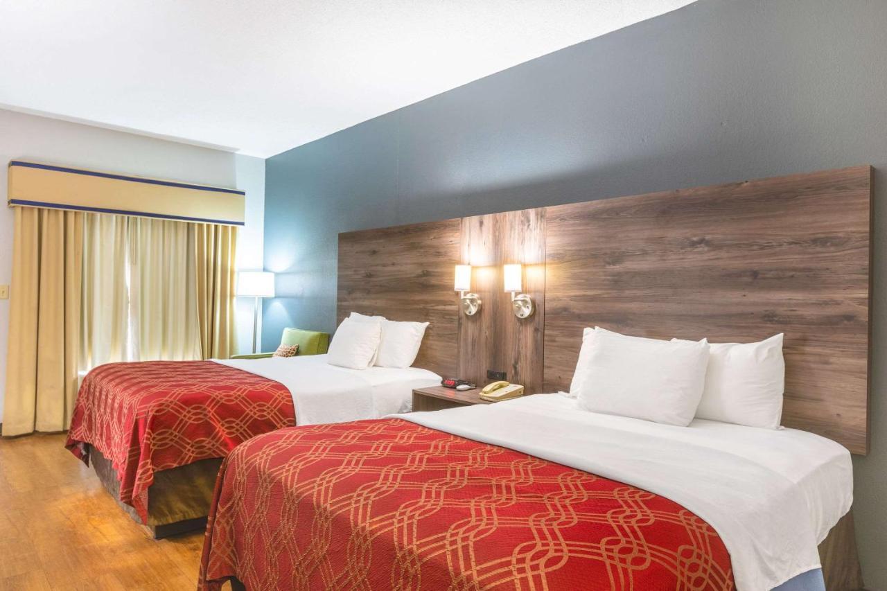 Royal Palms Inn Stockbridge Dış mekan fotoğraf