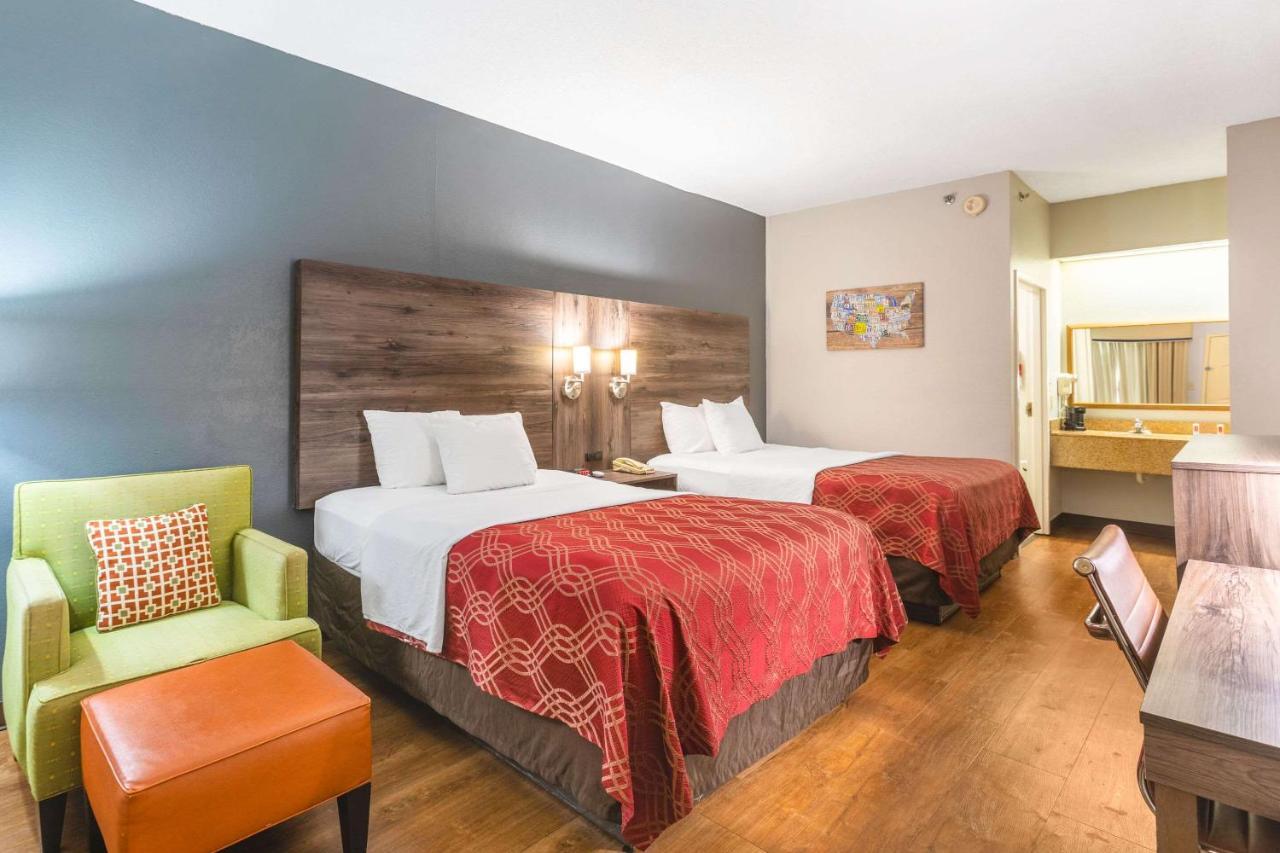 Royal Palms Inn Stockbridge Dış mekan fotoğraf