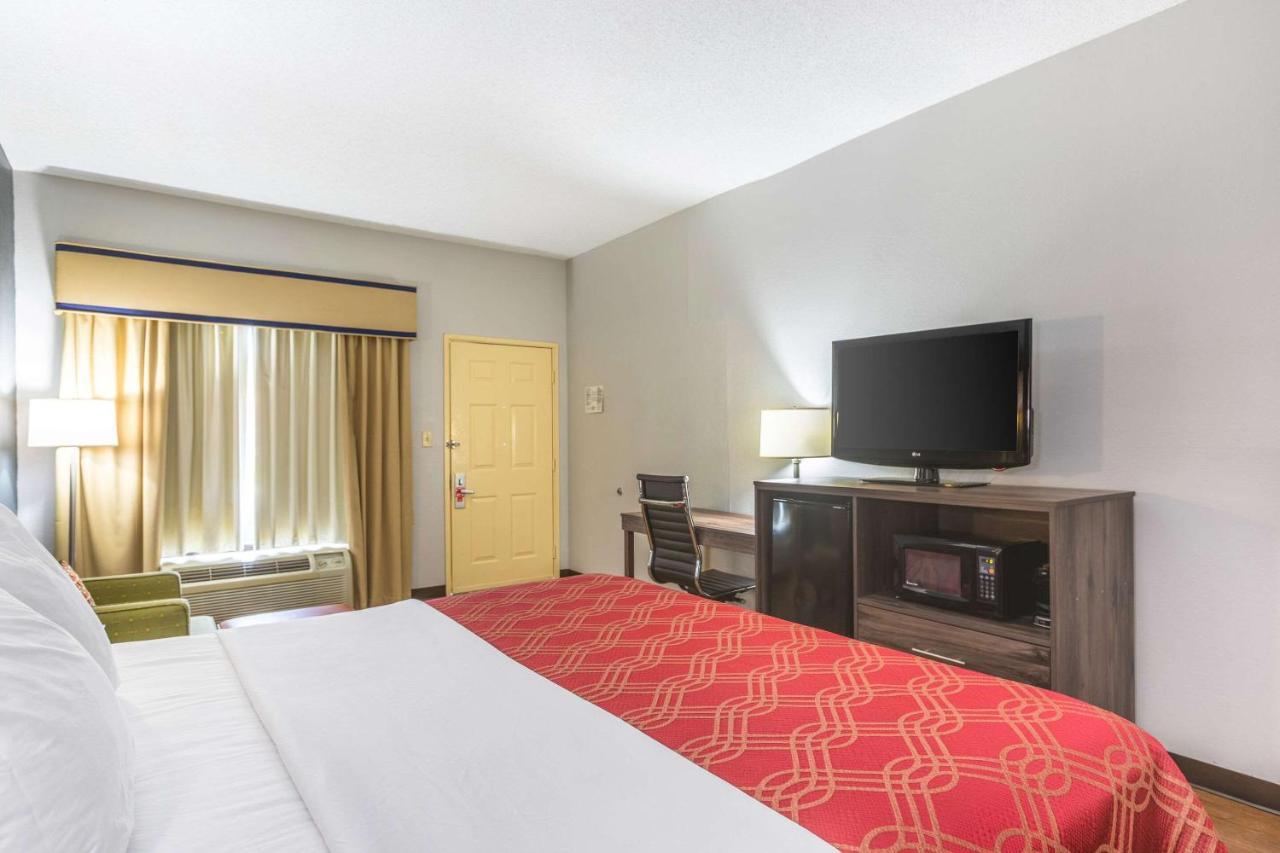 Royal Palms Inn Stockbridge Dış mekan fotoğraf
