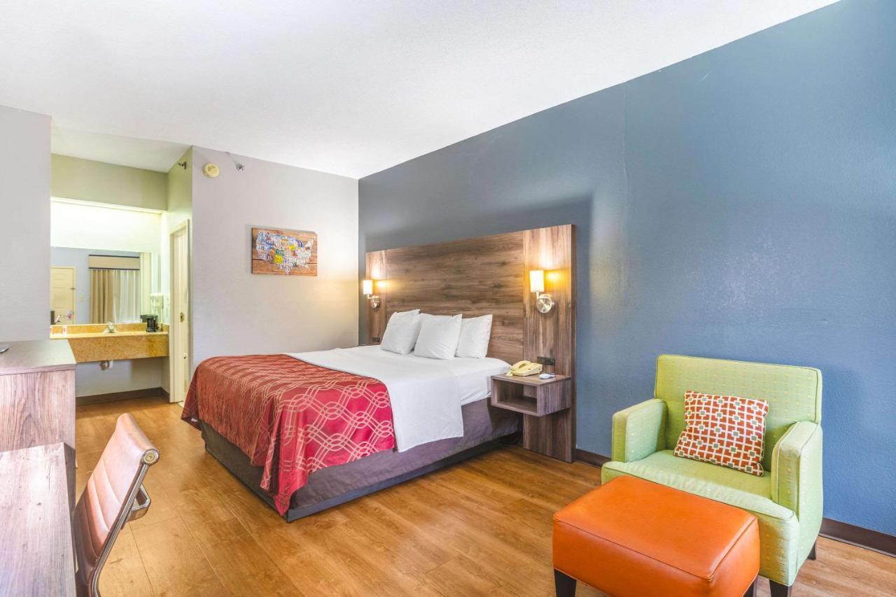 Royal Palms Inn Stockbridge Dış mekan fotoğraf