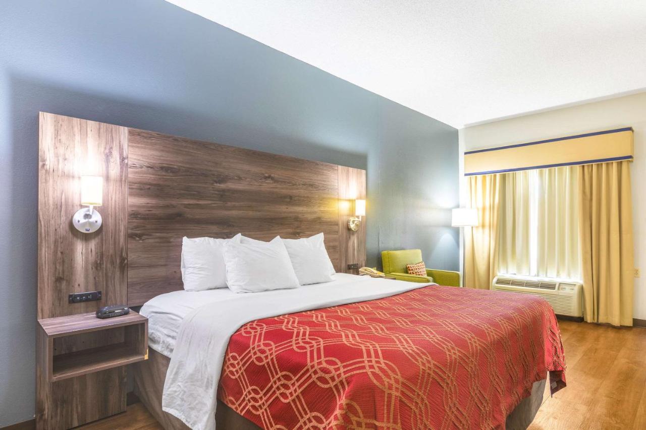 Royal Palms Inn Stockbridge Dış mekan fotoğraf
