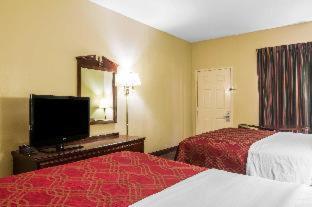 Royal Palms Inn Stockbridge Dış mekan fotoğraf