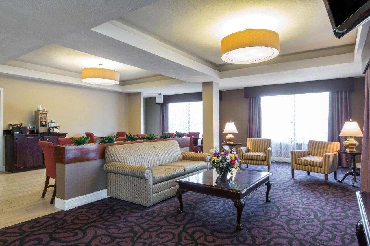 Royal Palms Inn Stockbridge Dış mekan fotoğraf