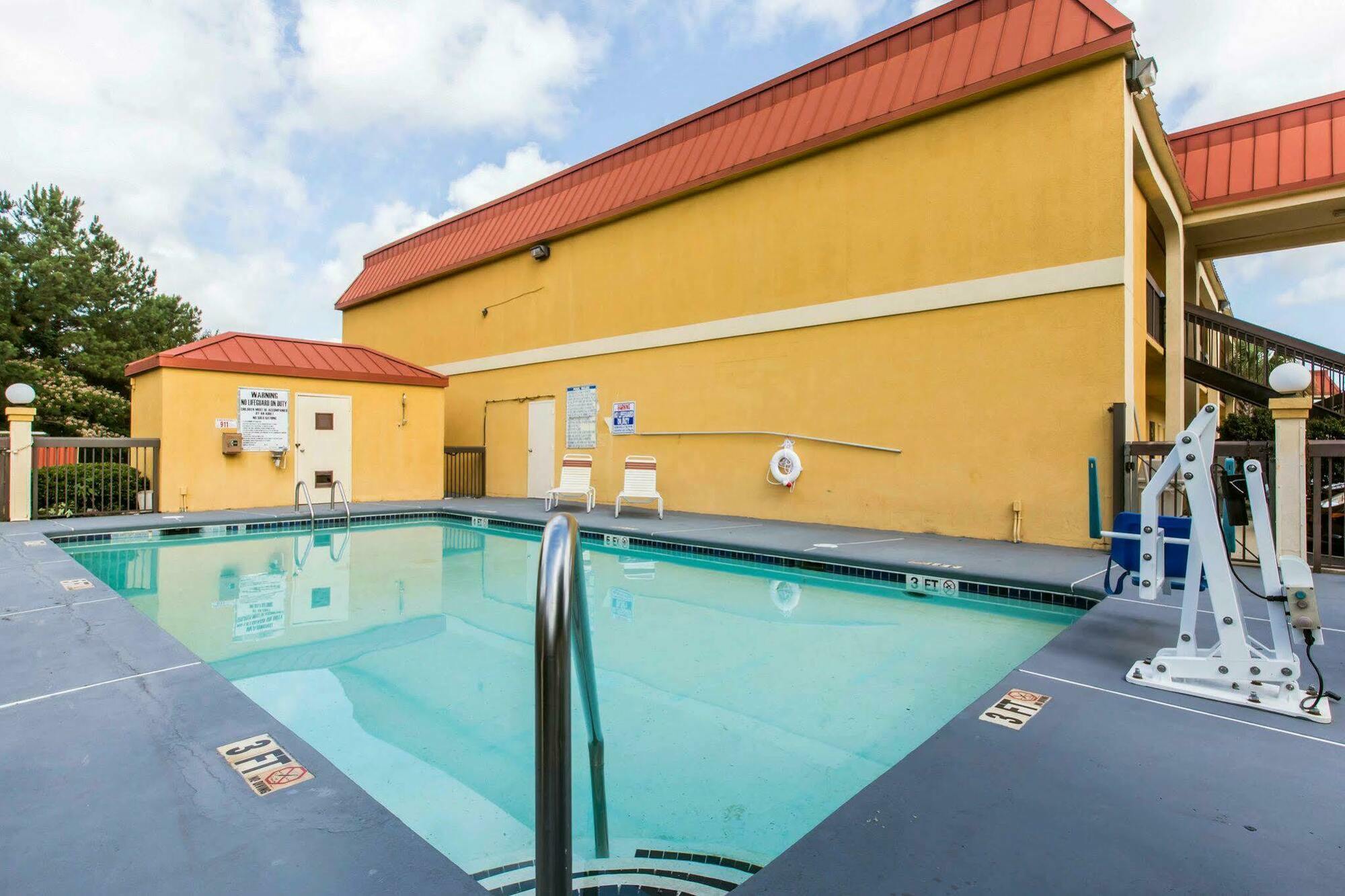Royal Palms Inn Stockbridge Dış mekan fotoğraf