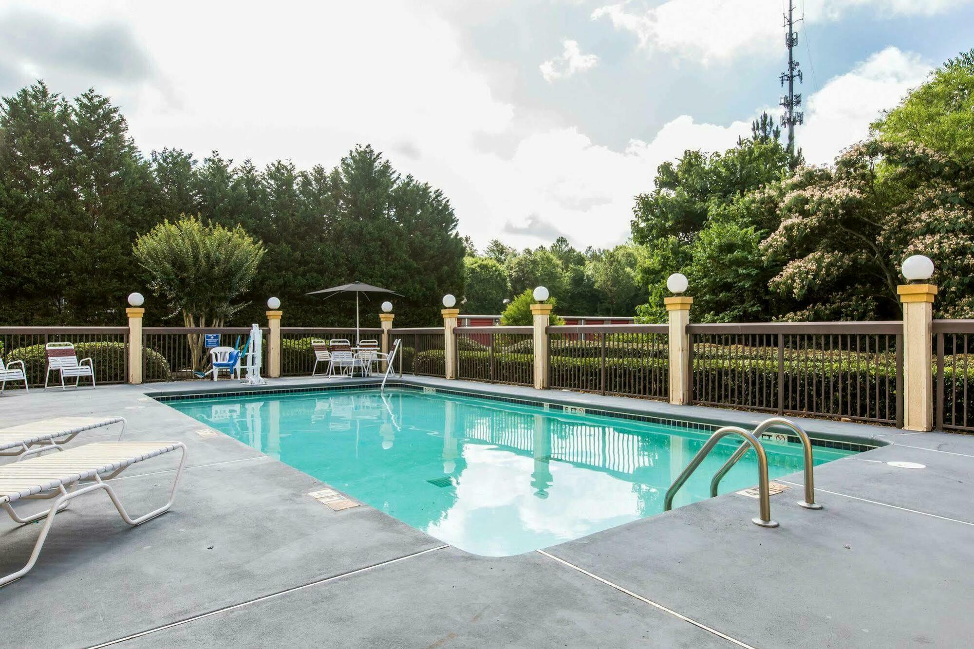 Royal Palms Inn Stockbridge Dış mekan fotoğraf